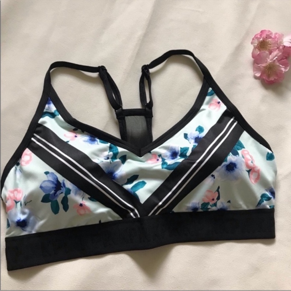 VS PINK racer back sport bra size L